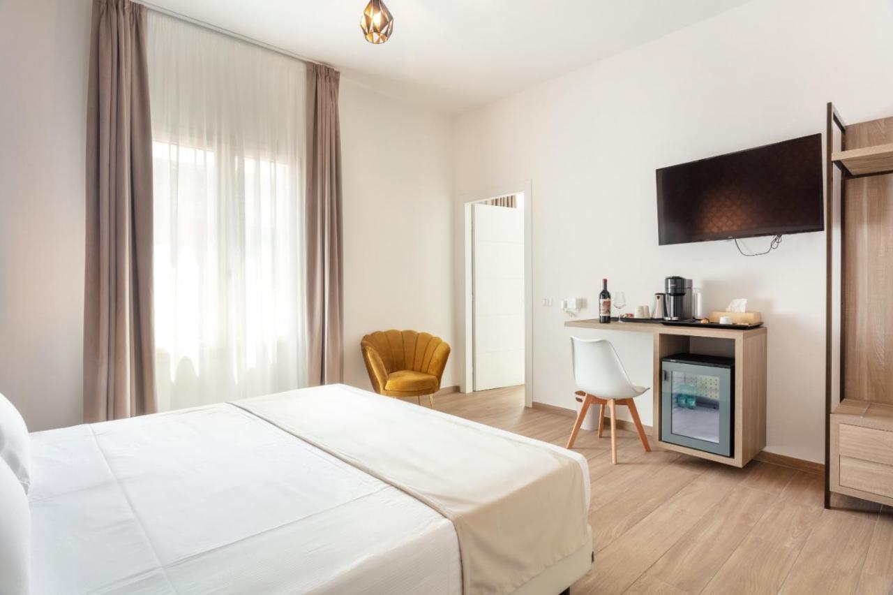 Lungomare Rooms オルビア エクステリア 写真